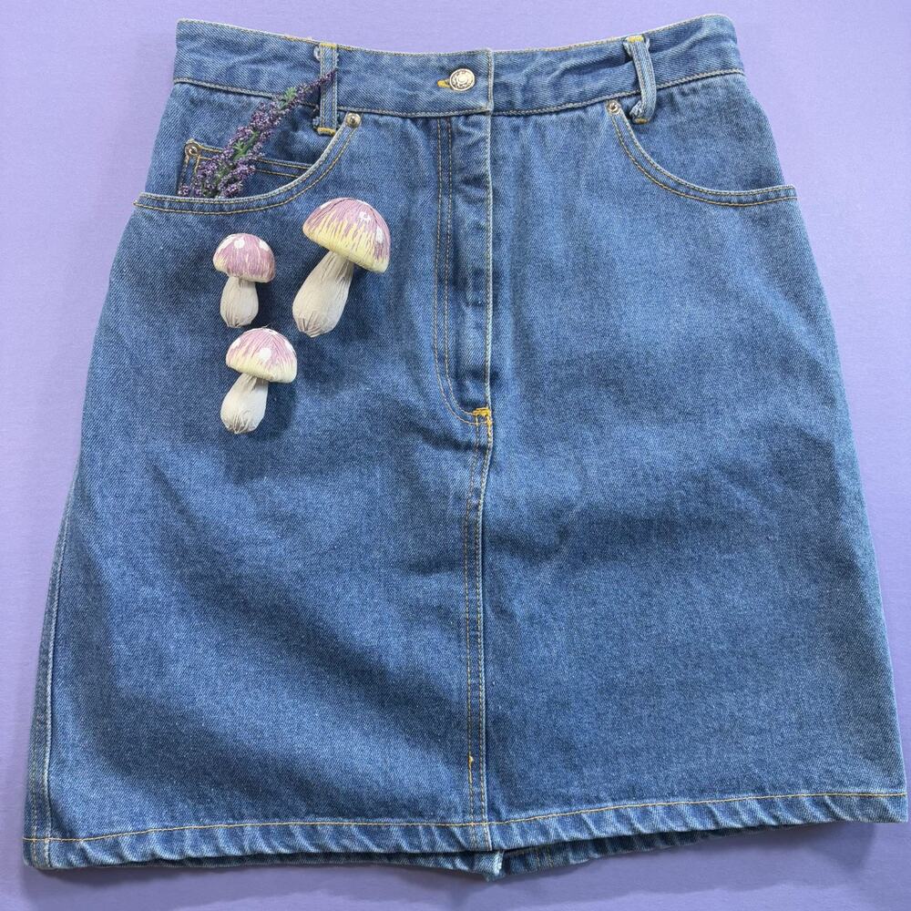 Sudden Impact VTG NWT Denim Skirt 7 Western Flare